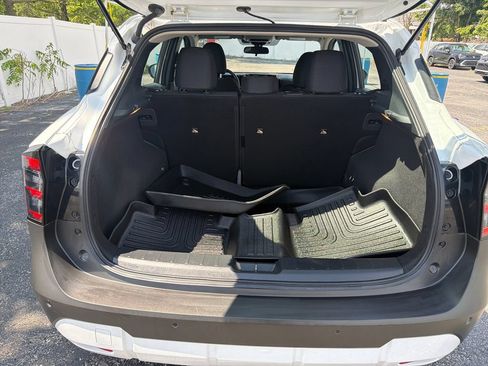 Used 2025 Nissan Kicks S FWD image 27