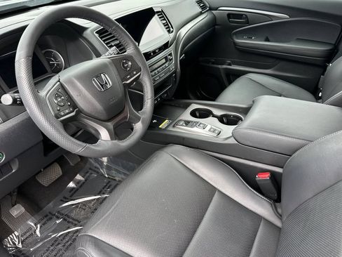 Used 2024 Honda Passport EX-L image 9
