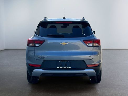 Used 2023 Chevrolet TrailBlazer LT FWD image 4