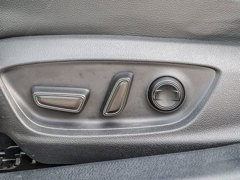 Used 2022 Toyota Camry SE image 20