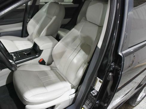 Used 2018 Land Rover Discovery Sport HSE AWD/4WD image 35