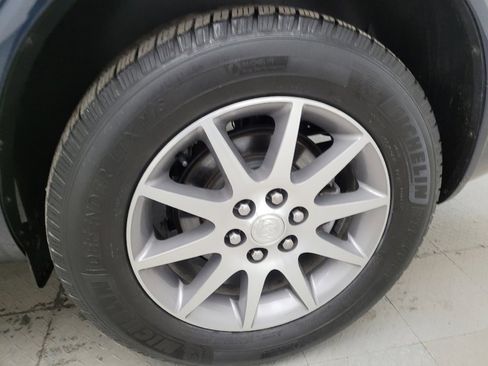 Used 2017 Buick Enclave Convenience FWD image 31