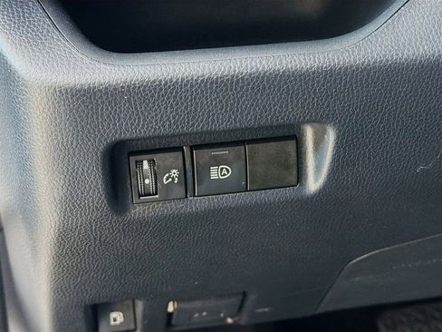 Used 2023 Toyota RAV4 AWD Hybrid image 26