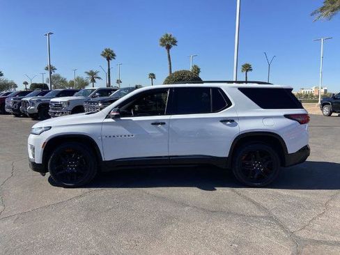 Used 2022 Chevrolet Traverse Premier w/ Redline Edition image 4