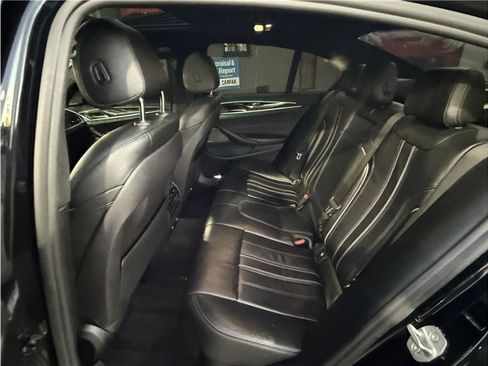 Used 2018 BMW 540i image 22