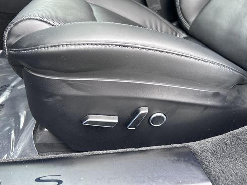 Used 2023 Tesla Model S Base image 20