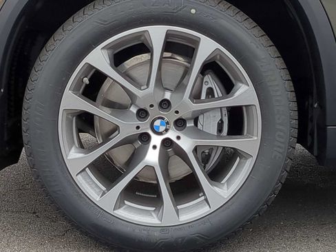 Used 2026 BMW X5 xDrive40i w/ Executive Package AWD/4WD image 14