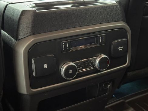 Used 2019 Ford Expedition XLT w/ Equipment Group 202A image 39