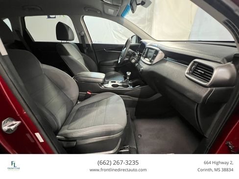 Used 2019 Kia Sorento FWD image 19