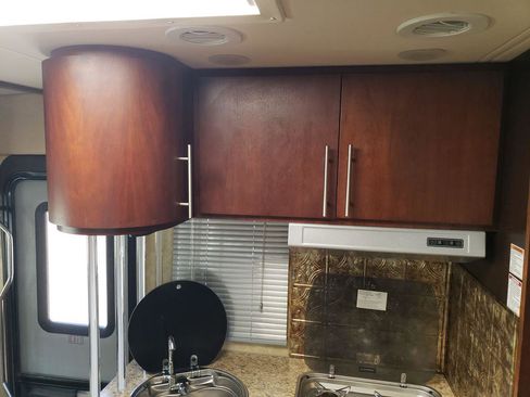 Used 2008 Freightliner Sprinter 3500 image 26