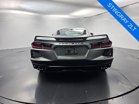 Used 2022 Chevrolet Corvette Stingray Preferred Cpe w/ Z51 Performance Package RWD image 5