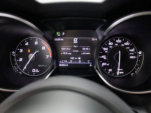 Used 2022 Alfa Romeo Stelvio Veloce AWD/4WD image 40