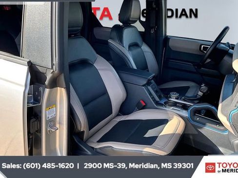 Used 2024 Ford Bronco Wildtrak image 6