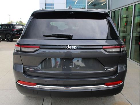 New 2025 Jeep Grand Cherokee Limited w/ Luxury Tech Group II image 7