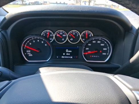 Used 2021 Chevrolet Silverado 1500 LT image 20