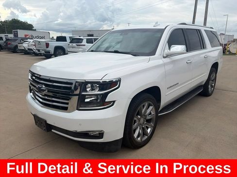 Used 2017 Chevrolet Suburban Premier AWD/4WD image 3