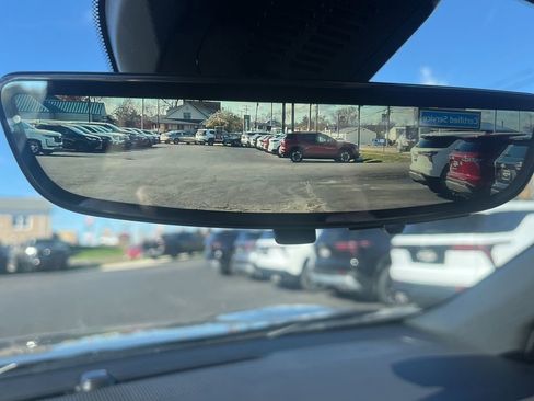 New 2026 Chevrolet Equinox ACTIV w/ Convenience Package III AWD/4WD image 22