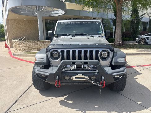 Used 2018 Jeep Wrangler Unlimited Sport S image 3
