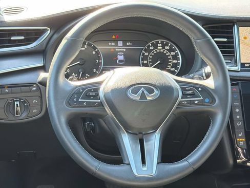 Used 2023 INFINITI QX55 Essential AWD/4WD image 9