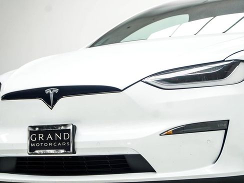 Used 2022 Tesla Model X Plaid AWD/4WD image 3