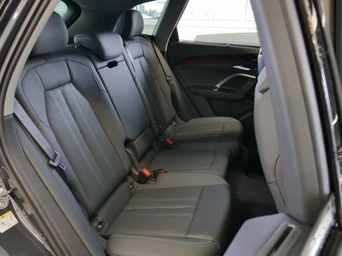 New 2025 Audi Q5 Premium Plus image 15
