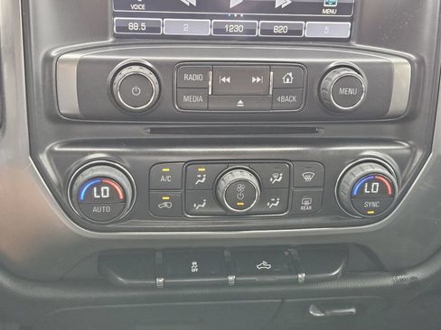 Used 2015 Chevrolet Silverado 1500 LT w/ LT Convenience Package RWD image 20