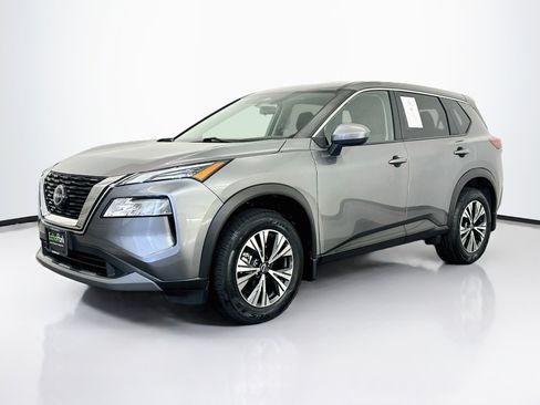 Used 2023 Nissan Rogue SV AWD/4WD image 3