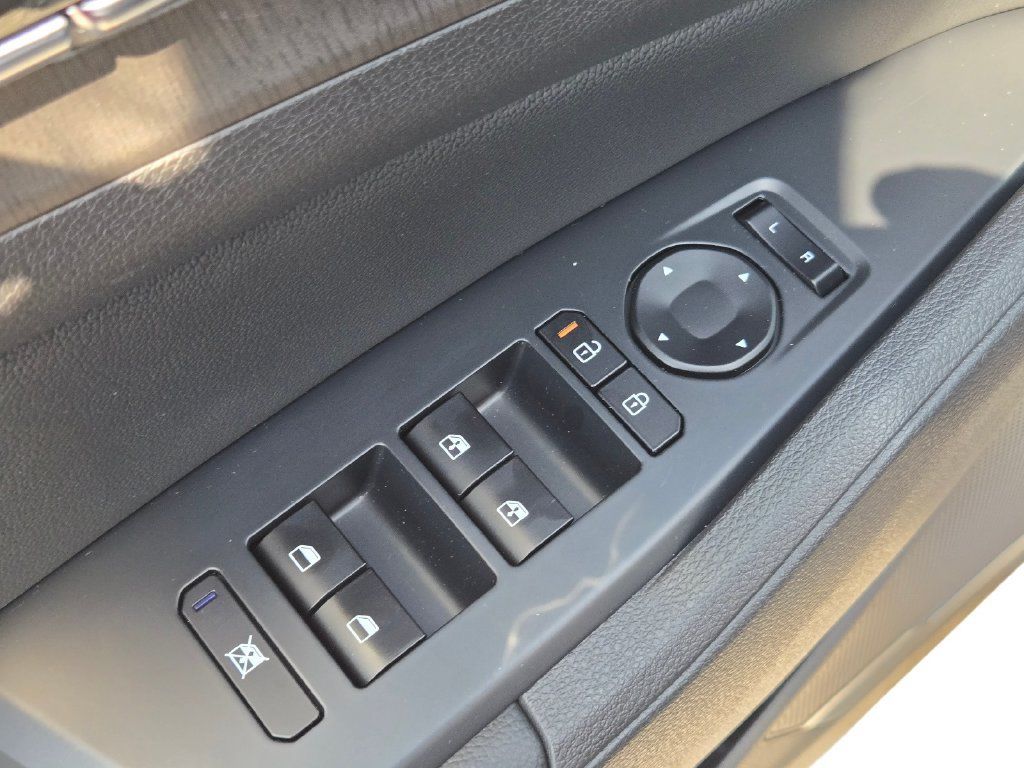 Certified 2026 Kia Sportage X-Line AWD/4WD image 15