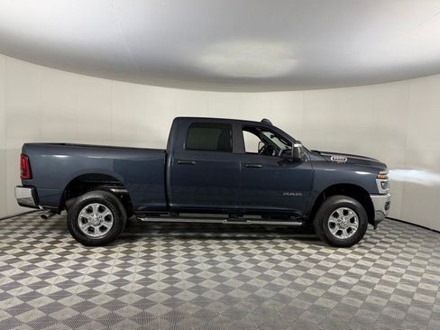 Used 2025 RAM 2500 Big Horn AWD/4WD image 3