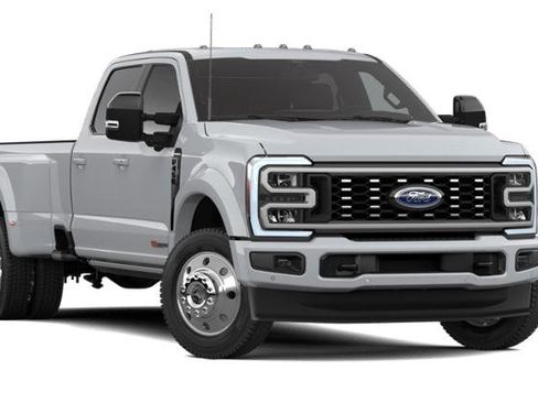 New 2026 Ford F450 4x4 Crew Cab Super Duty image 4
