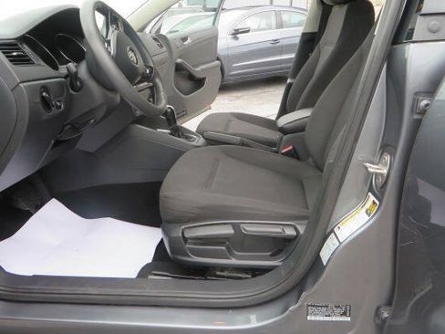 Used 2016 Volkswagen Jetta S FWD image 11