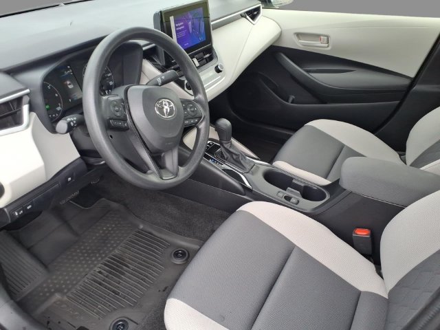 Used 2024 Toyota Corolla LE FWD image 14