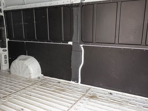 Used 2025 RAM ProMaster 2500 w/ Convenience Group FWD image 23