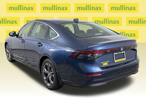 Used 2023 Honda Accord EX image 8