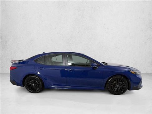 Used 2026 Toyota Camry SE FWD image 2