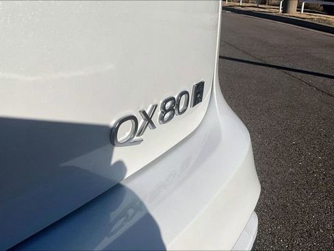 New 2026 INFINITI QX80 Luxe image 8