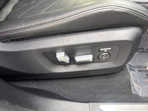 Used 2024 BMW X5 sDrive40i w/ Premium Package RWD image 49