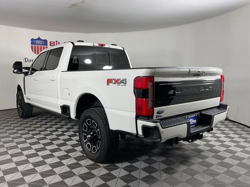Certified 2025 Ford F250 Platinum w/ FX4 Off-Road Package AWD/4WD image 5