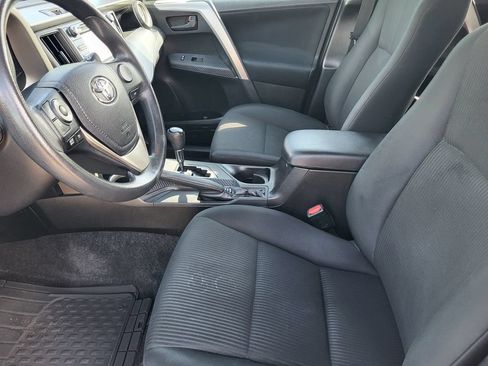 Used 2014 Toyota RAV4 LE AWD/4WD image 26