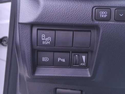 Certified 2024 Lexus RC 350 F Sport image 24