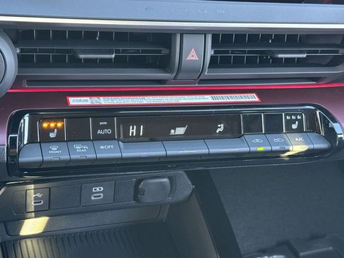 New 2026 Toyota Prius Plug-In Hybrid image 21