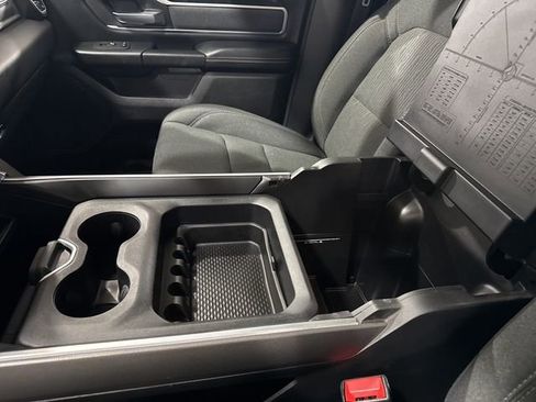 Used 2019 RAM 1500 Big Horn AWD/4WD image 27