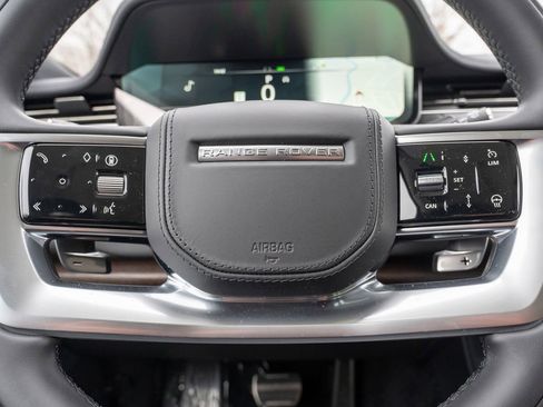 New 2026 Land Rover Range Rover SE image 14