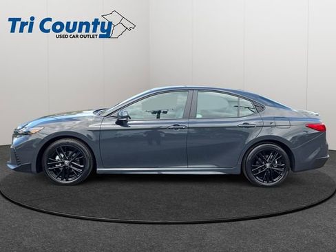Certified 2026 Toyota Camry SE w/ Convenience Package FWD image 5