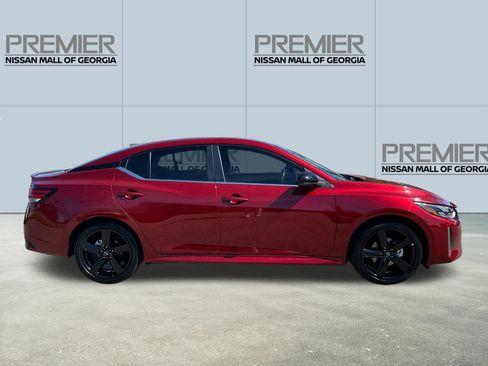 Certified 2024 Nissan Sentra SR FWD image 4