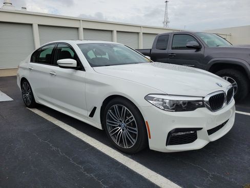 Used 2018 BMW 540i RWD image 2