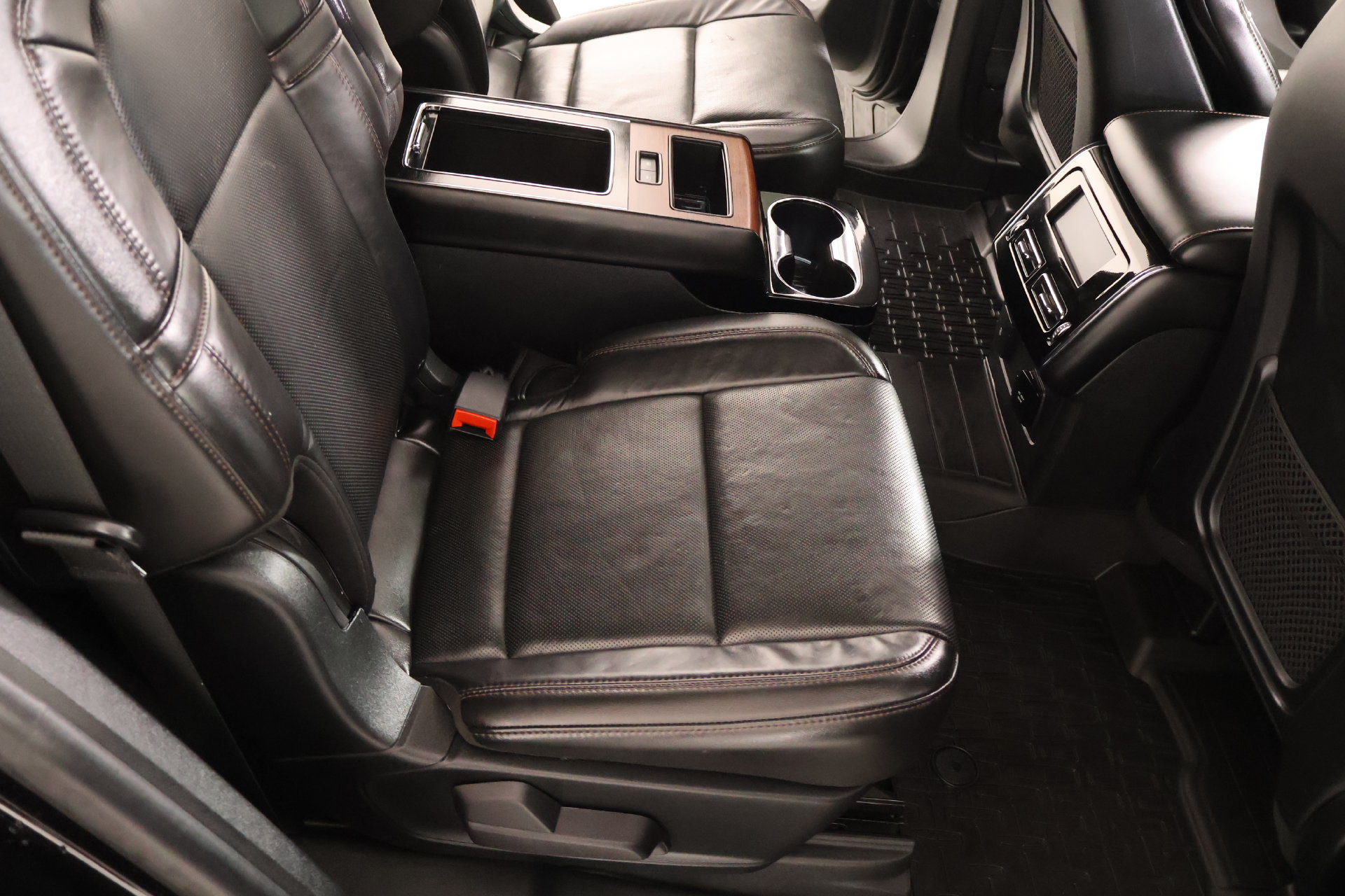 Used 2023 Lincoln Aviator Reserve w/ Equipment Group 201A RWD image 15