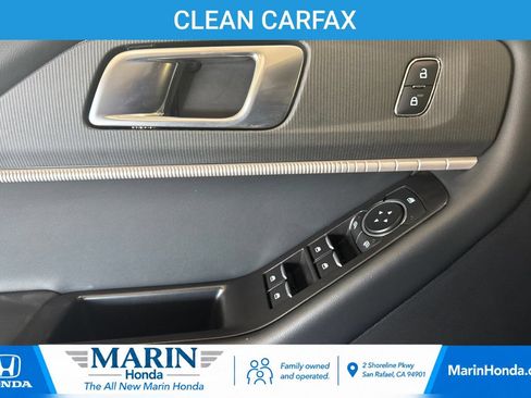Used 2025 Ford Explorer ST-Line AWD/4WD image 12
