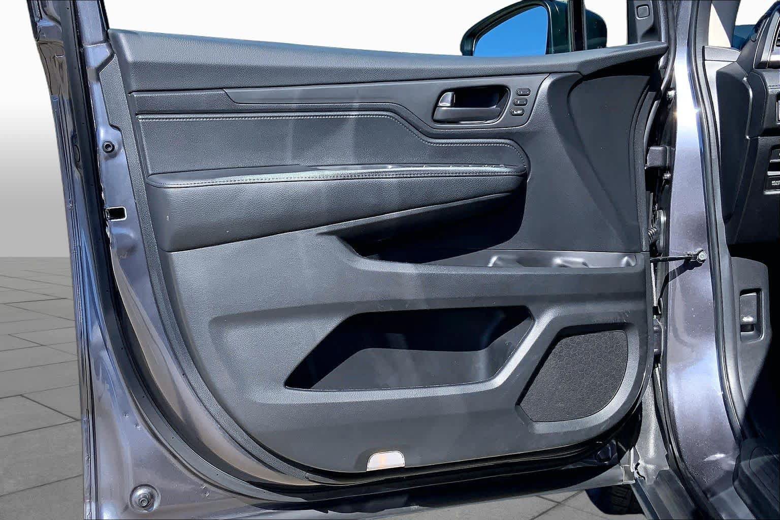 Used 2025 Honda Odyssey EX-L image 21
