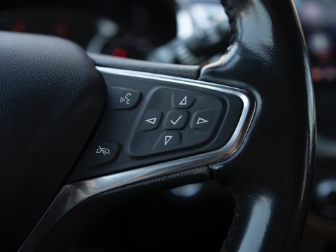 Used 2021 Chevrolet Equinox Premier image 7